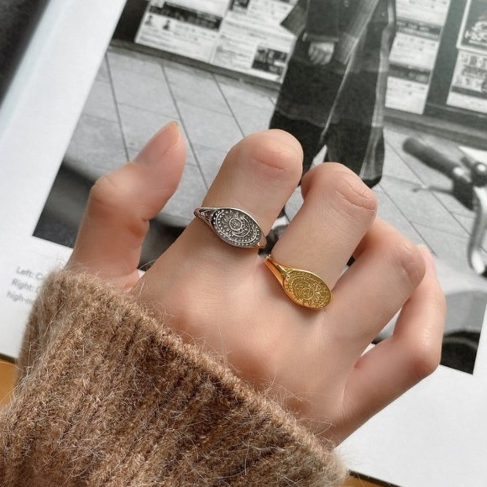 LAST ONE 💖18K Goldplated Moon and Sun Face Ring - Picture 6 of 10